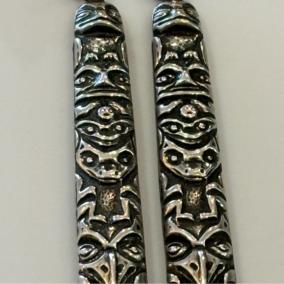 Vintage Sterling Silver Totem Pole Earrings VERY DETAILED - Picture 6 of 9